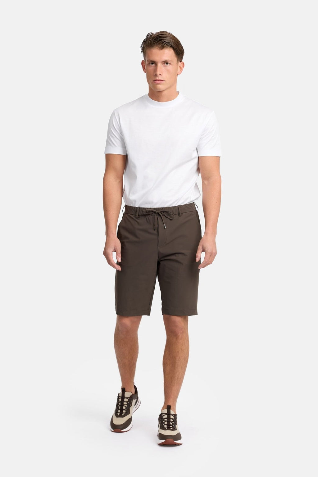 Lorenzo Essential Short — Chocolate Brown