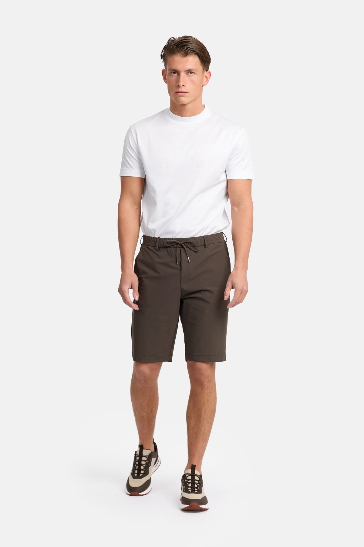 Lorenzo Essential Short — Chocolate Brown