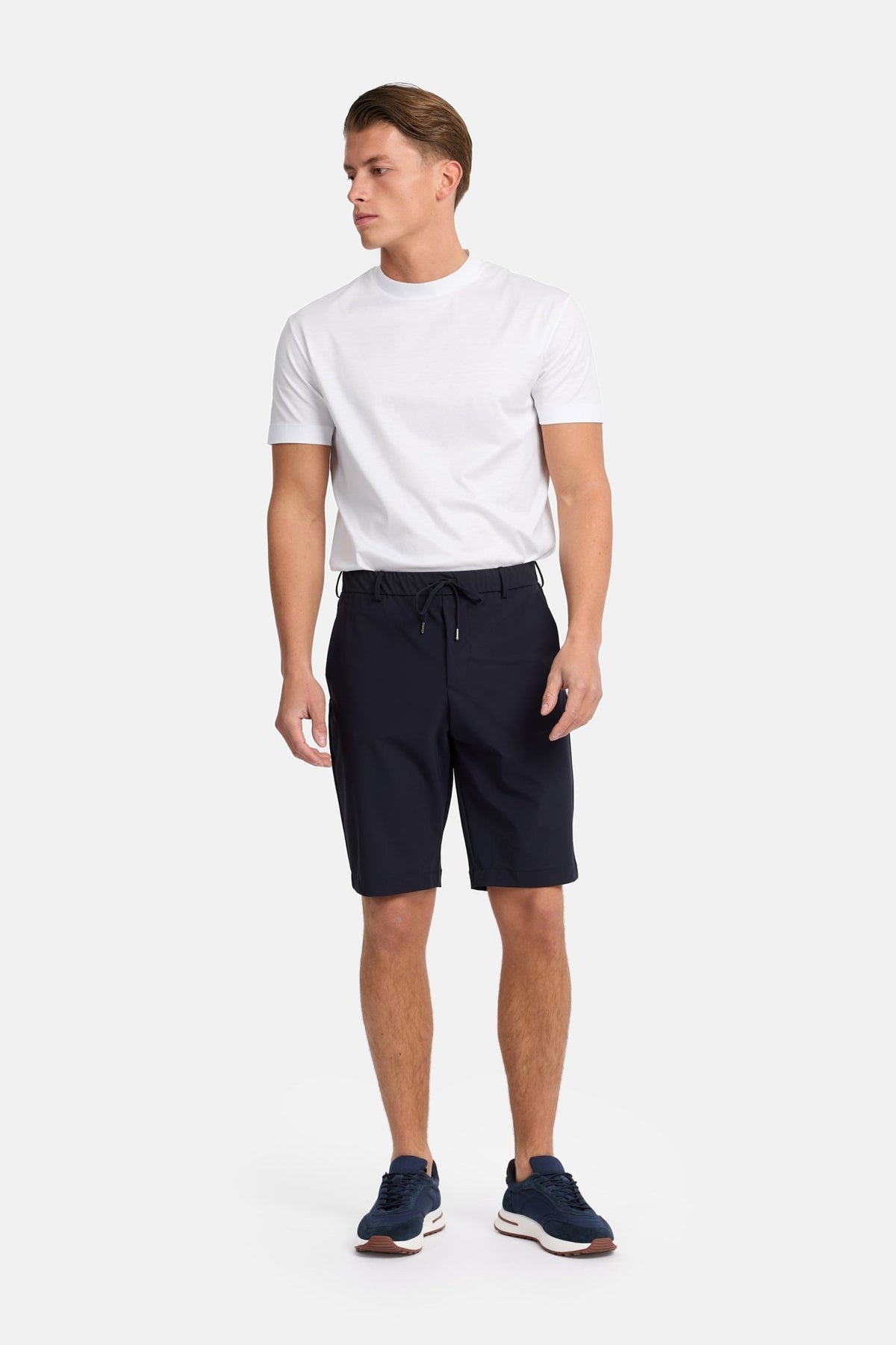 Lorenzo Essential Short — Deep Navy