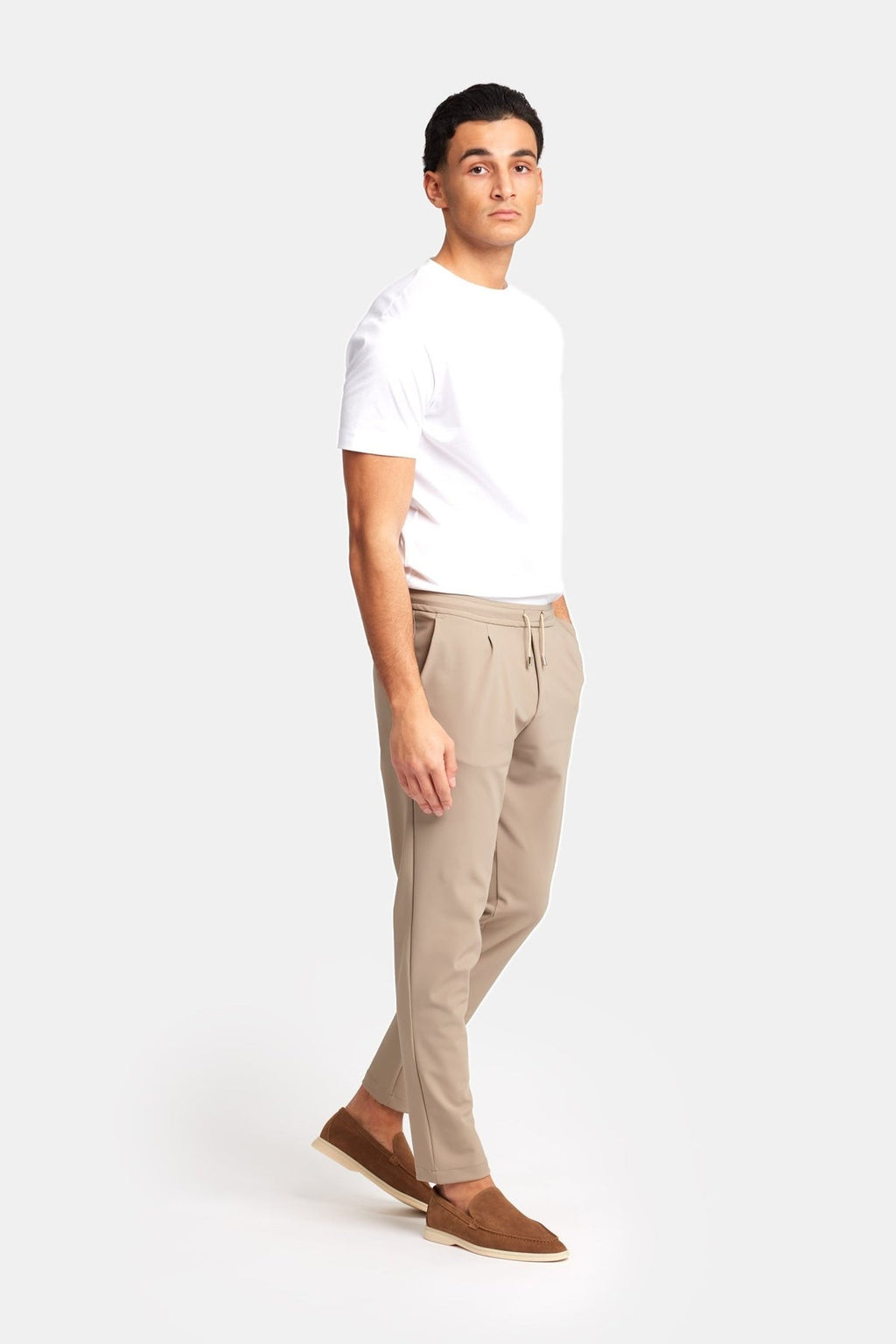 LorenzoBrand LorenzoMenswear LuxuryMenswear OldMoneyStyle QuietLuxury MinimalLuxury ModernGentleman RefinedStyle TimelessStyle ElegantMen