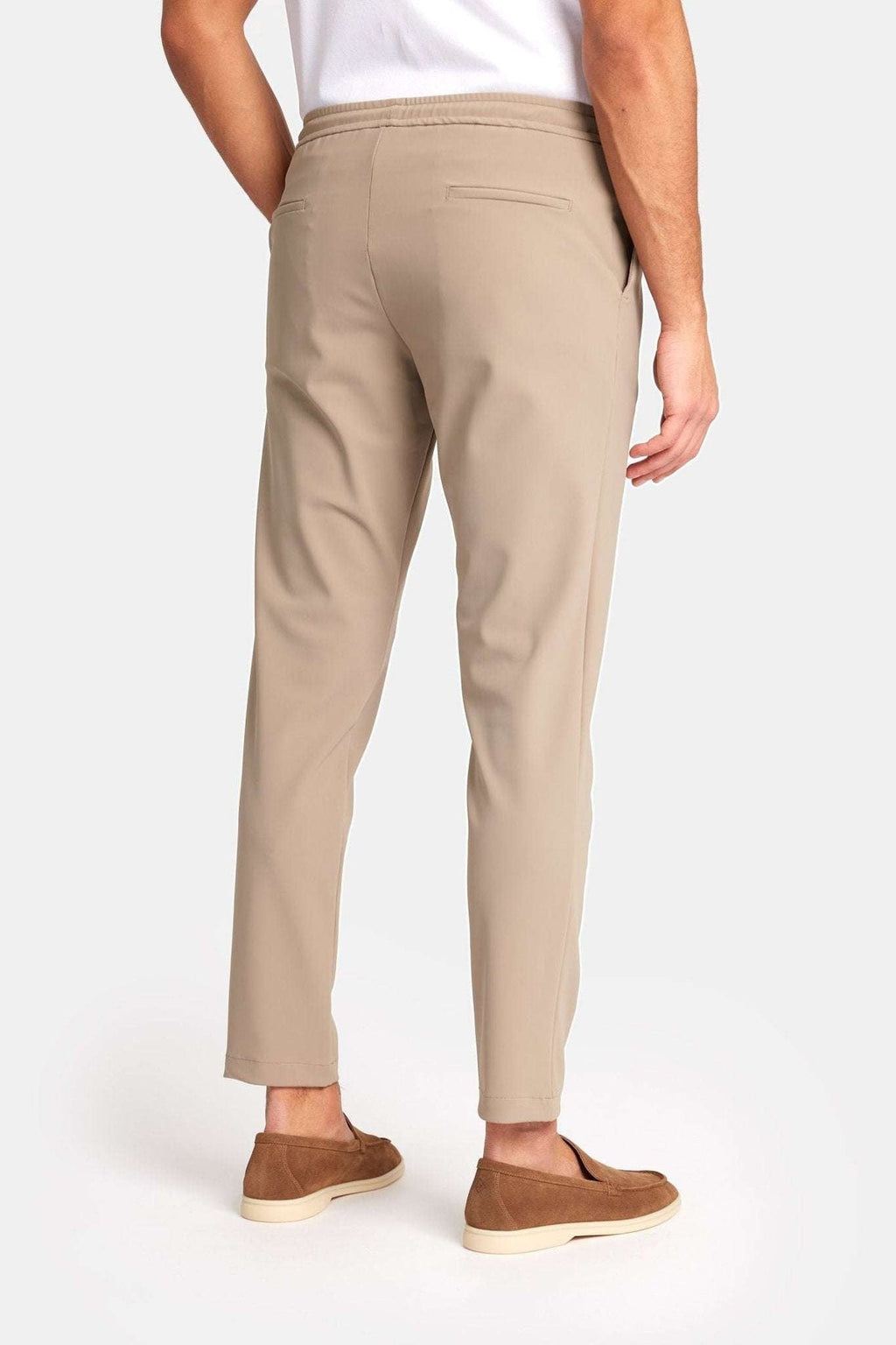 LorenzoBrand LorenzoMenswear LuxuryMenswear OldMoneyStyle QuietLuxury MinimalLuxury ModernGentleman RefinedStyle TimelessStyle ElegantMen