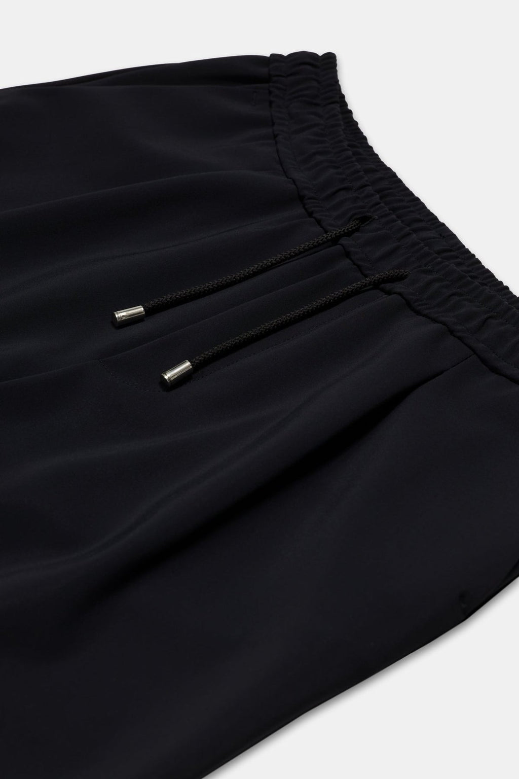 LorenzoBrand LorenzoMenswear LuxuryMenswear OldMoneyStyle QuietLuxury MinimalLuxury ModernGentleman RefinedStyle TimelessStyle ElegantMen