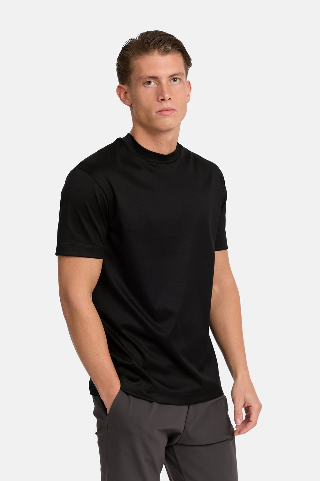 LorenzoBrand LorenzoMenswear LuxuryMenswear OldMoneyStyle QuietLuxury MinimalLuxury ModernGentleman RefinedStyle TimelessStyle ElegantMen