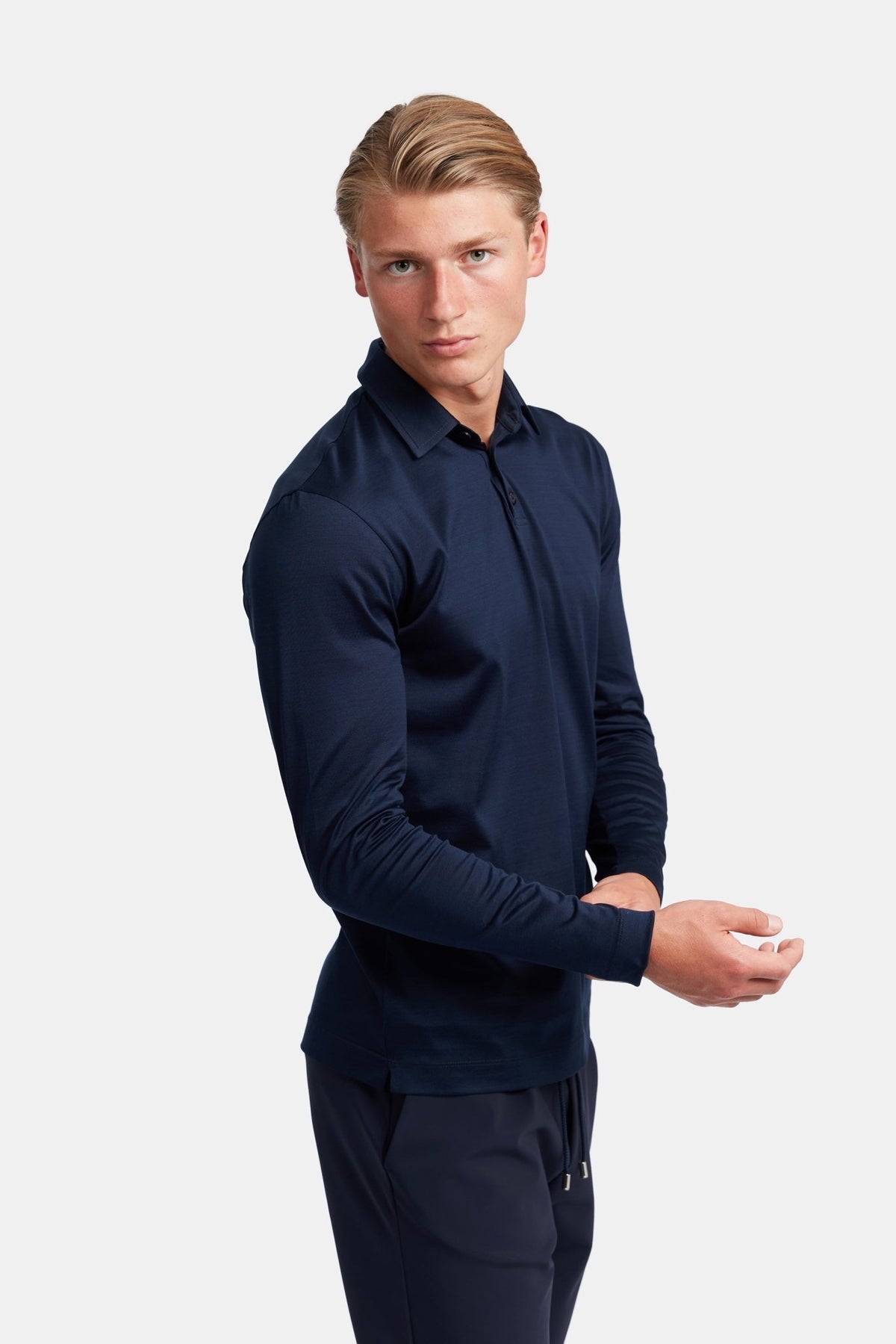 LorenzoBrand LorenzoMenswear LuxuryMenswear OldMoneyStyle QuietLuxury MinimalLuxury ModernGentleman RefinedStyle TimelessStyle ElegantMen
