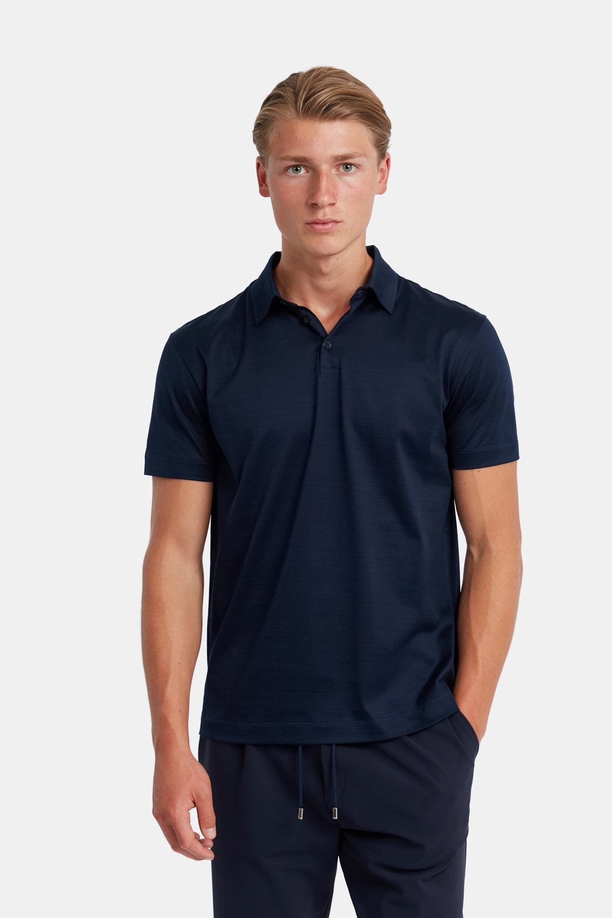 LorenzoBrand LorenzoMenswear LuxuryMenswear OldMoneyStyle QuietLuxury MinimalLuxury ModernGentleman RefinedStyle TimelessStyle ElegantMen