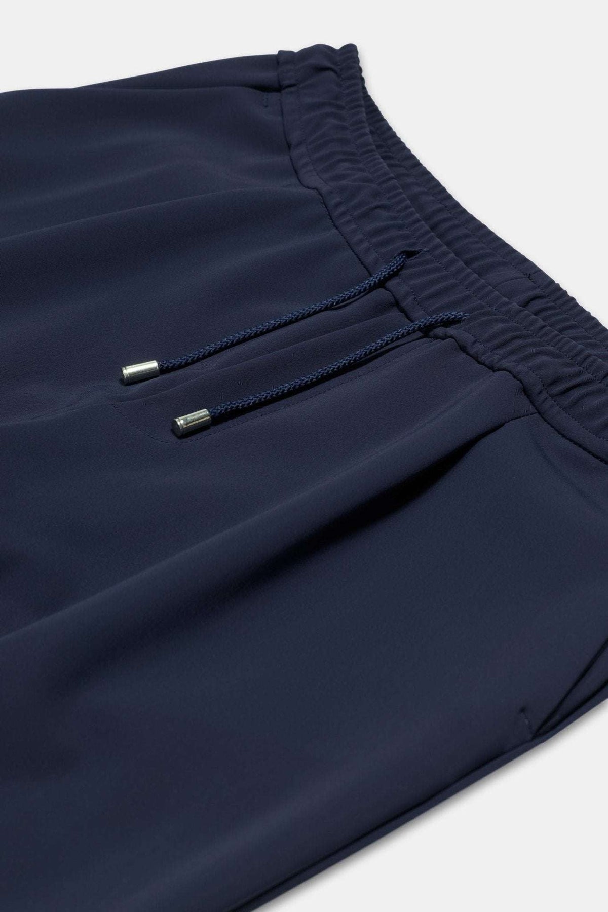 LorenzoBrand LorenzoMenswear LuxuryMenswear OldMoneyStyle QuietLuxury MinimalLuxury ModernGentleman RefinedStyle TimelessStyle ElegantMen